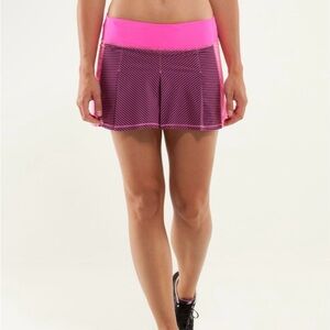 Lululemon Fast Cat Skirt Hyper Stripe.